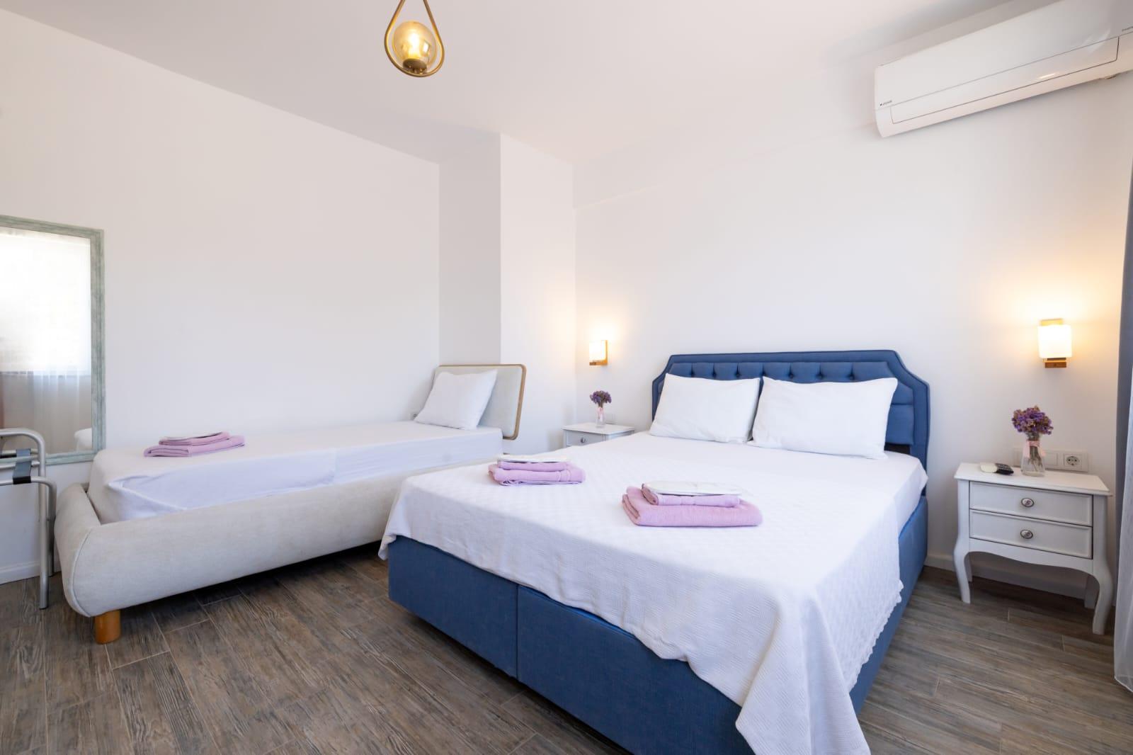 Giriş Kat Standart Oda (3 Kişilik)